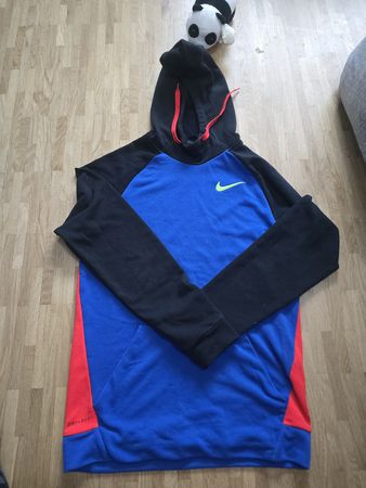 Pull Nike Dri-FIT Taille S, Chaud et Confortable!