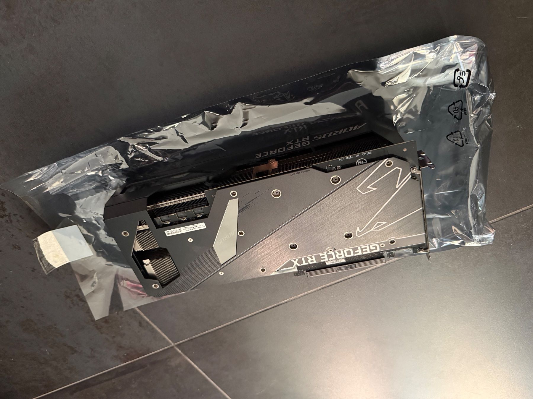 Schede grafiche: Aorus Geforce RTX 3080Ti Grafikkarte – Usato da Sursee venduto da SiroV 1