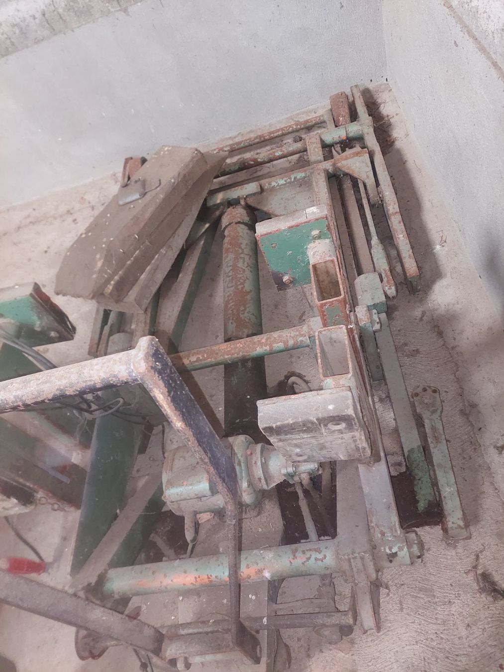 Piattaforme elevatrici & Crick: Lift – Usato da Bonvillars venduto da meu_66v7 3