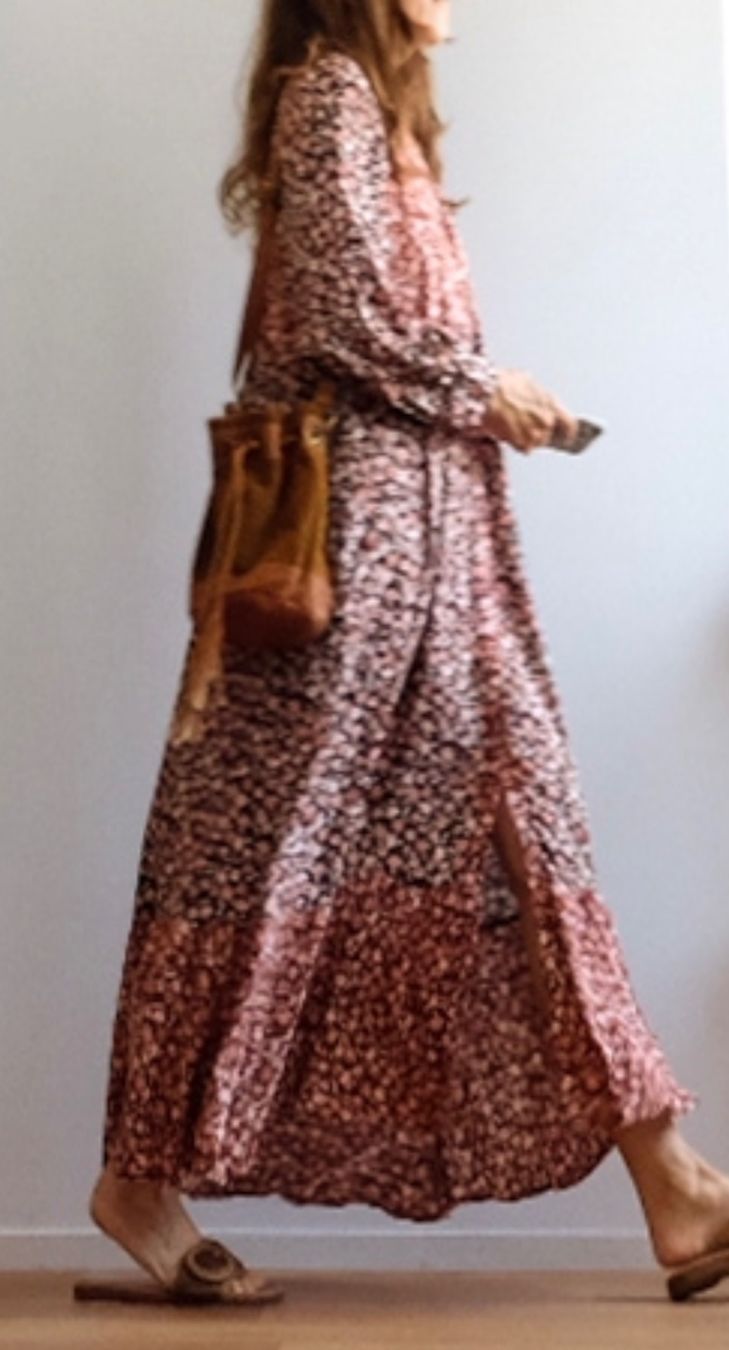 Zara Vestiti: ZARA Maxikleid mit Blumenmuster  - neu - – Nuovo (secondo la descrizione) da Jona venduto da vanessasupermarket20 3