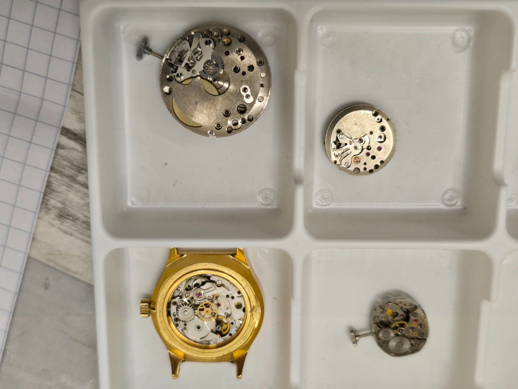 Uhren: Lot de 10 pièces de montre – Defekt aus Tramelan von Nirdan 5