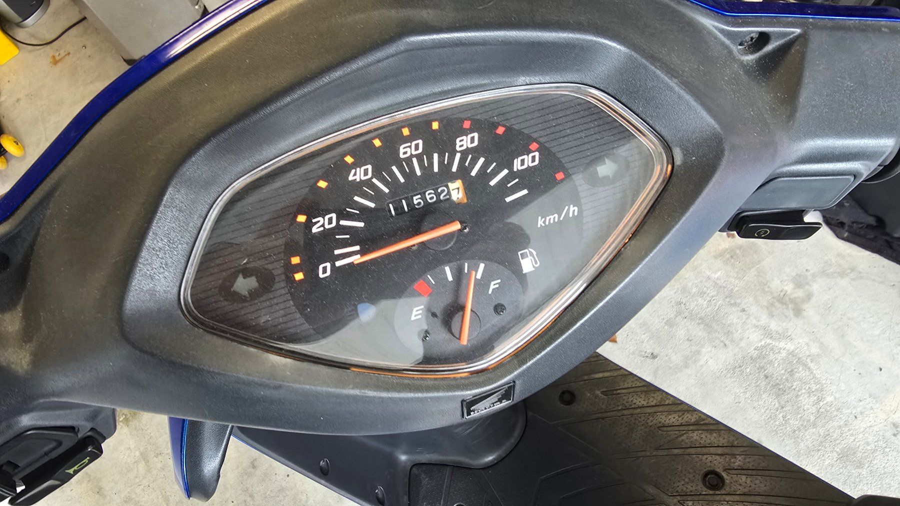 Honda Scooters: Honda SCV 100 Lead mit Topcase! – D'occasion à Grenchen par modern-vintage 2
