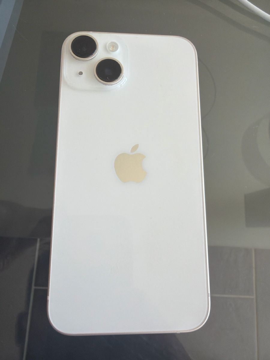 Apple Telefoni cellulari / Smartphones: iPhone 14 128 GB Weiss mit Adapter  +  2  Kabel – Usato da Wetzikon ZH venduto da philippe_22 2