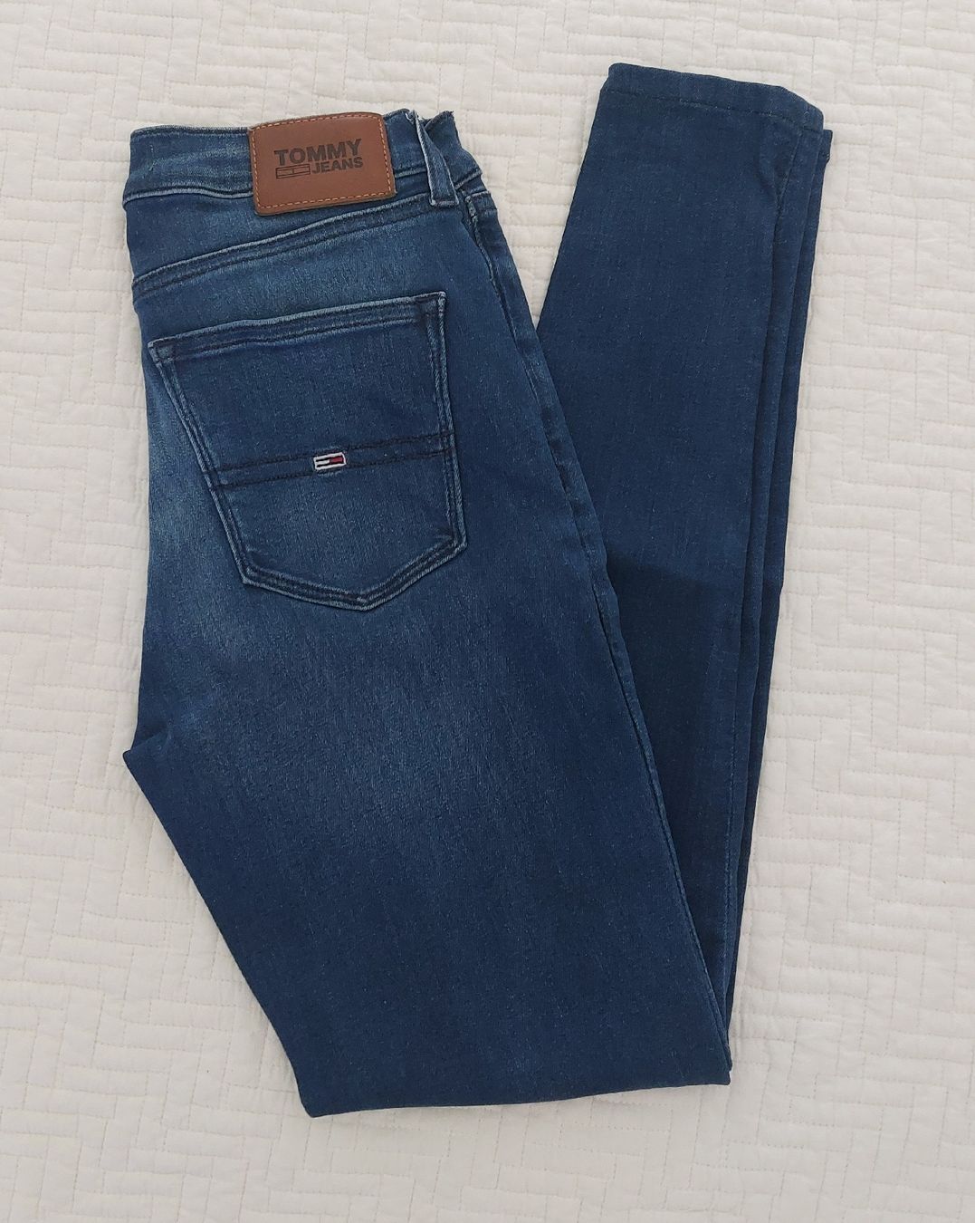 Tommy Hilfiger Jeans: Tommy jeans – Gebraucht aus Zürich von Martinlaehner