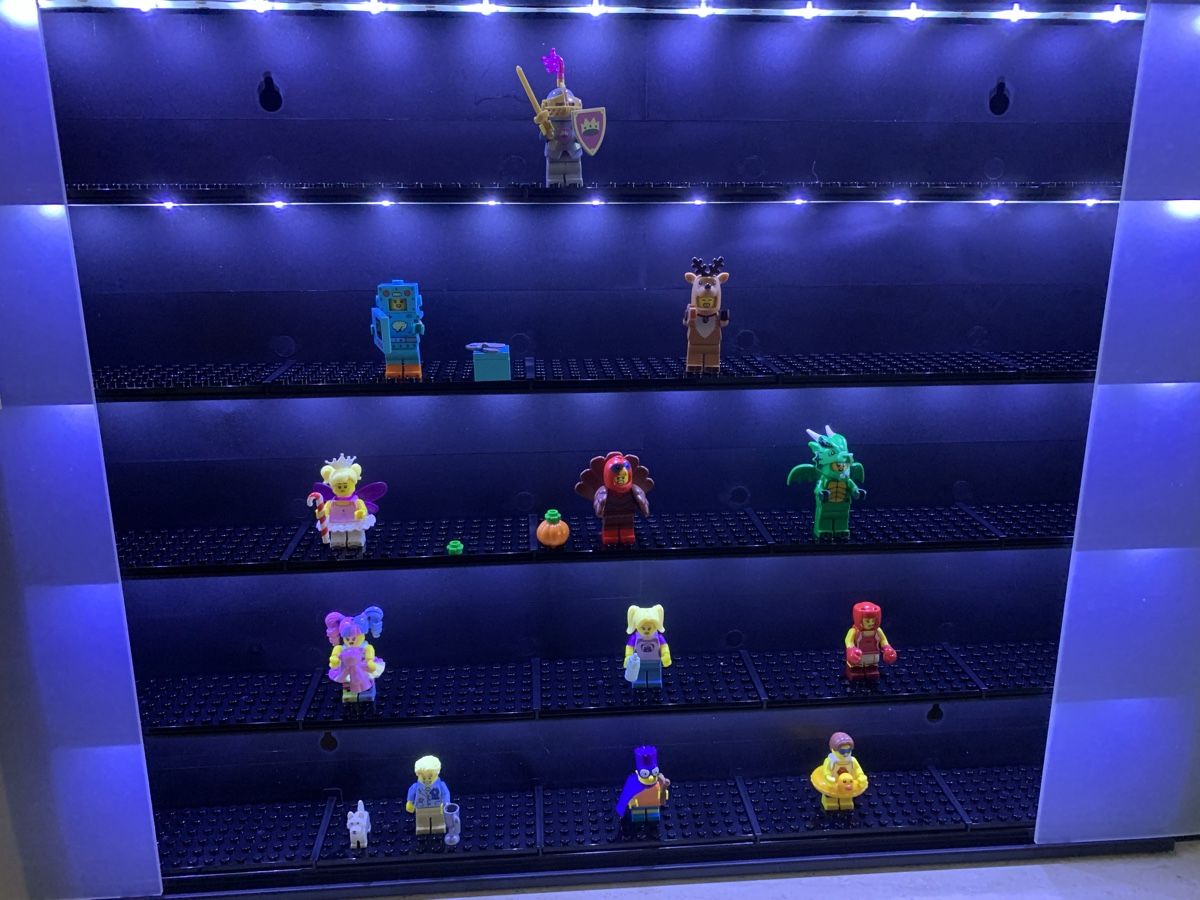 Lego Baukästen: Top Lego Minifiguren Sammlung mit beleuchteter Rahmen – Neu (gemäss Beschreibung) aus Wegenstetten von Sportcrispy 1