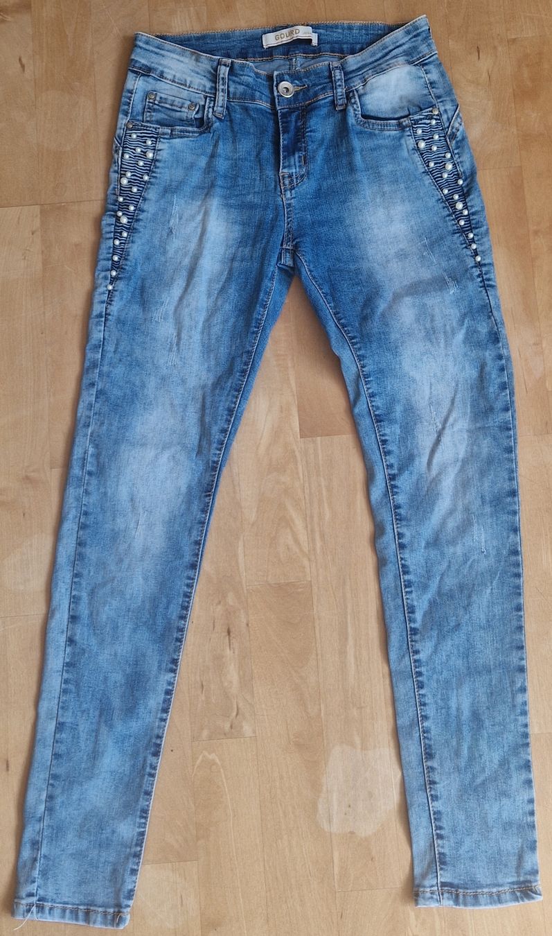 Jeans: Jeans, mit Perlen, Gr. 27 – Usato da Muri b. Bern venduto da mlu_vgj7
