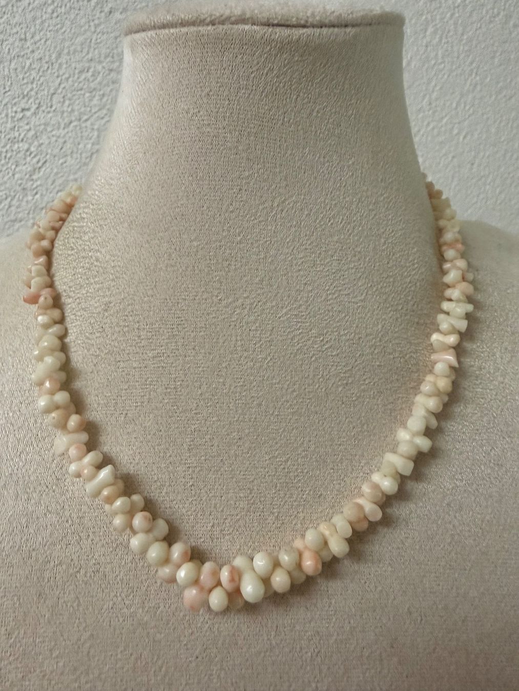 Catenine: Vintage Engelshaut Korallen Kette – Usato da Spiegel b. Bern venduto da Rogger72 1