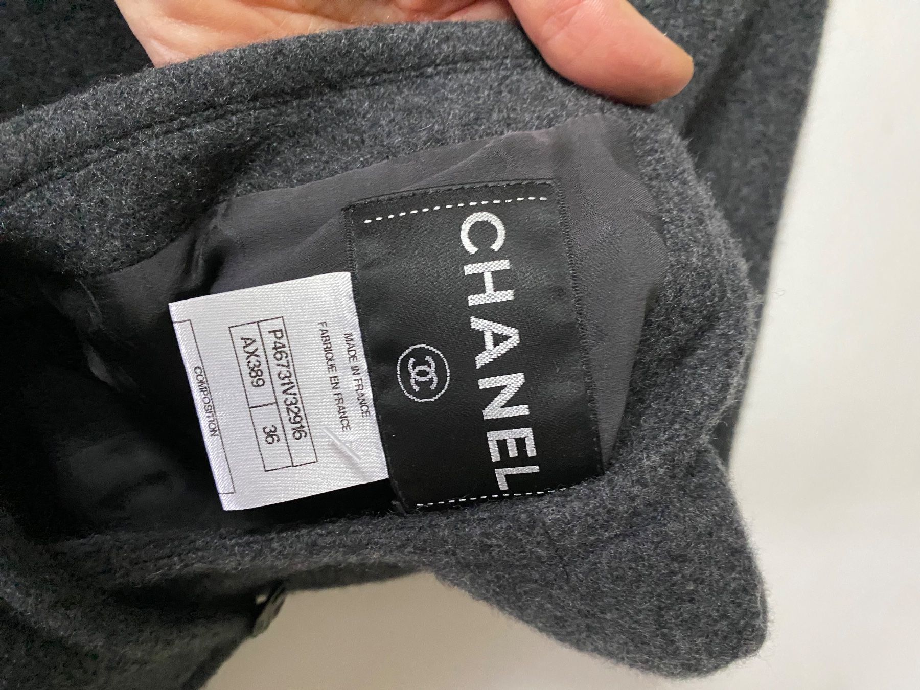 Chanel Gonne: Chanel ensemble cachemire – Usato da Genève venduto da Cicin 7
