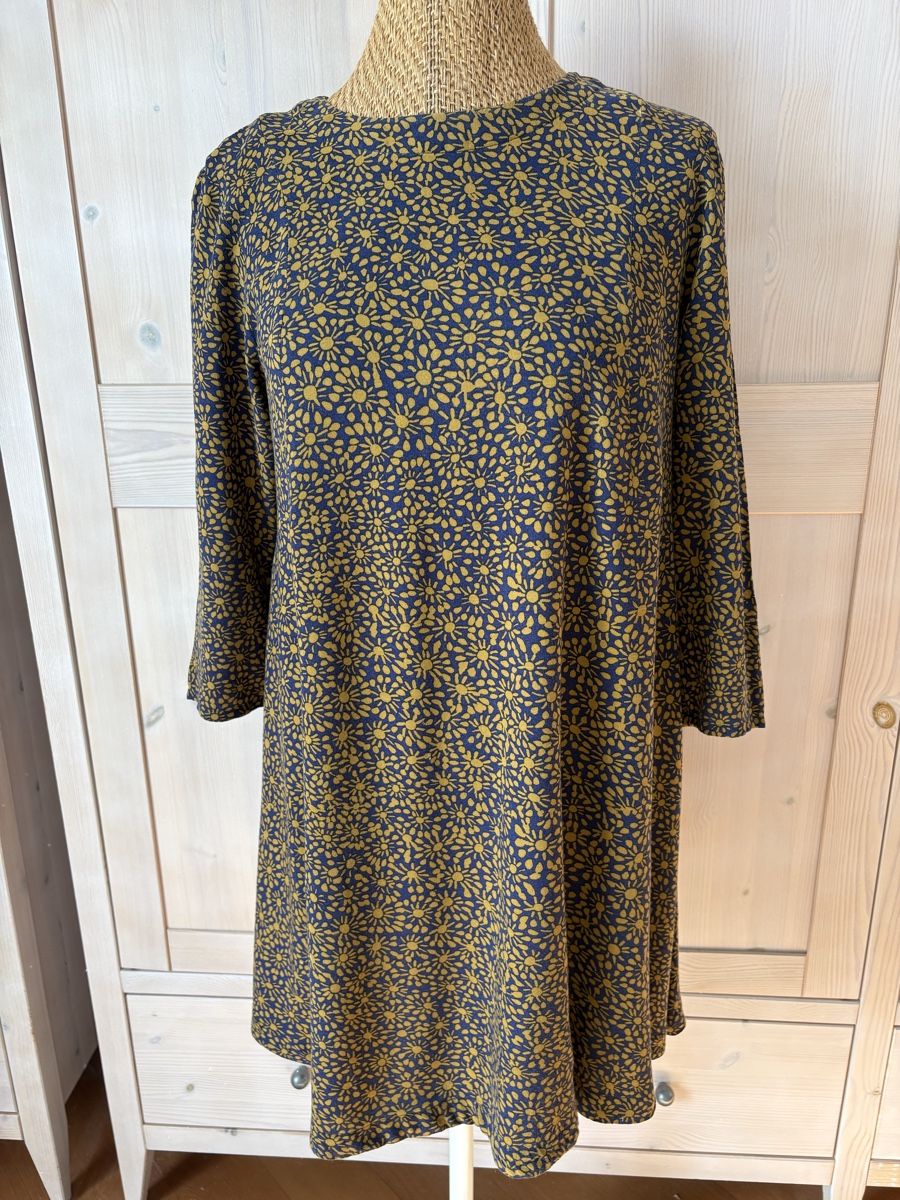 Vestiti: Kleid Viscose Gr.38 – Usato da Baden venduto da jdif