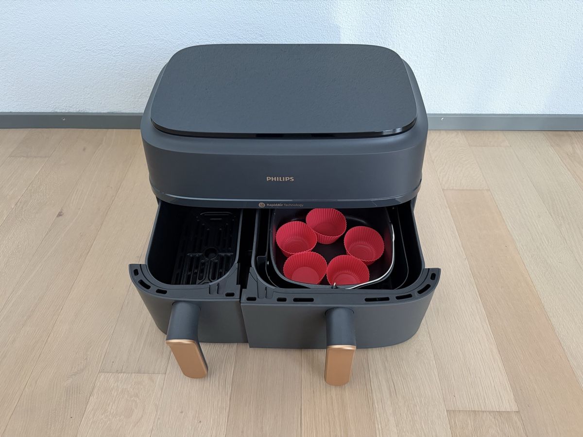 Philips Elettrodomestici da cucina: Philips Airfryer Dual Basket + Backformen + Backpapier – Usato da Dübendorf venduto da fre_bn6f