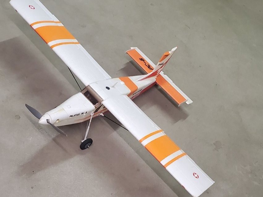 Multiplex RC Kits de montage: Pilatus PC 6 von MULTIPLEX - ready to fly – D'occasion à Horgen par Cmariposa 3