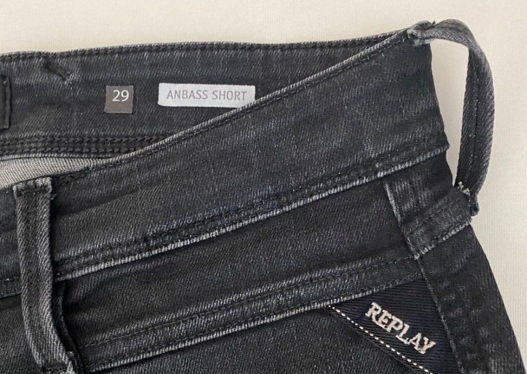 Replay Jeans: Replay Shorts schwarz, Grösse 29 – Gebraucht aus Füllinsdorf von Sunnebliemli7 3