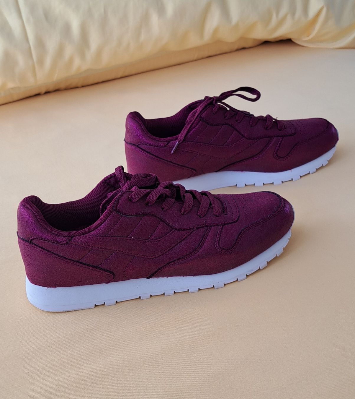 Scarpe da donna: Baskets VTY violet-prune, Taille 42, NEUVES – Nuovo e nell'imballaggio originale da Meyrin venduto da gazon02 1