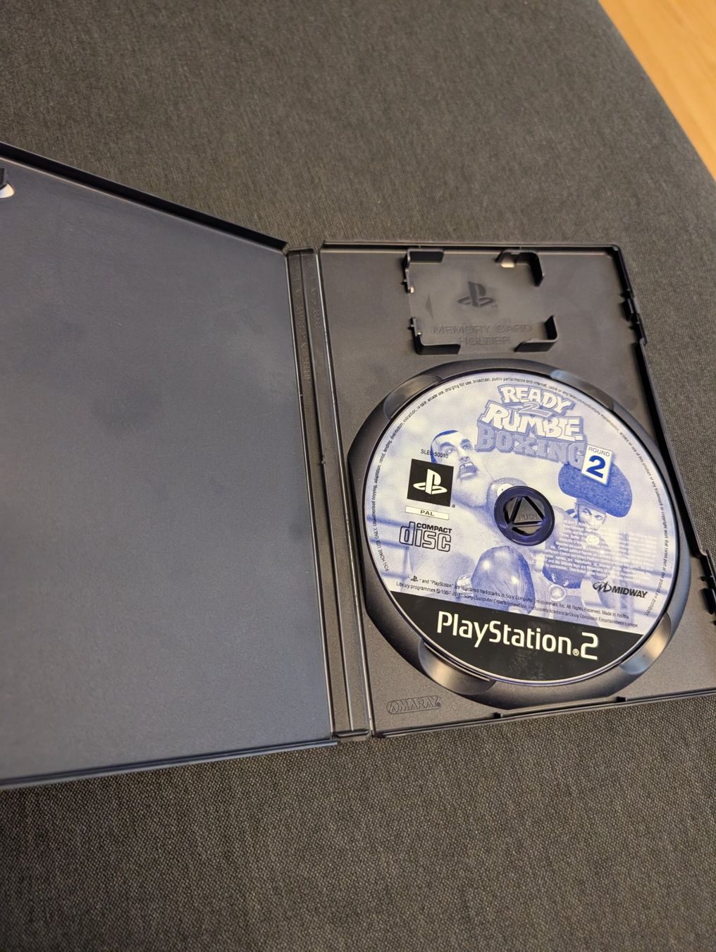Giochi: Ready 2 rumble boxing round 2 Sony playstation 2 – Usato da Giubiasco venduto da Ticinerd 2