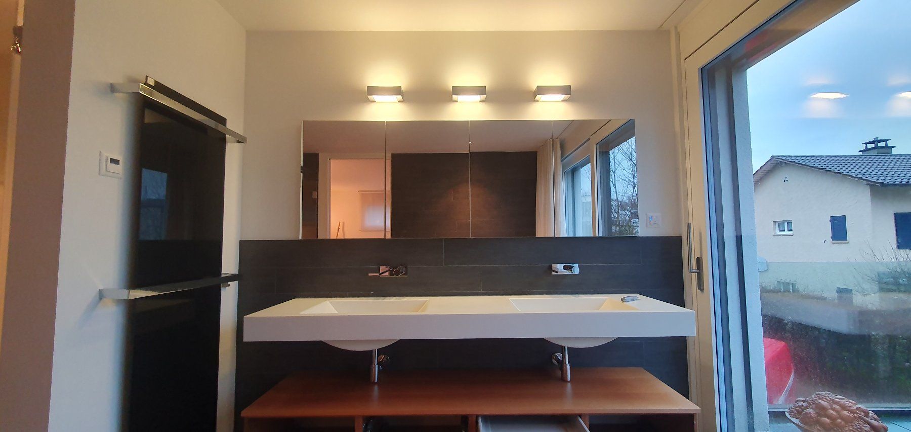 Lavabi & lavandini: Doppel- Lavabo mit Unterbau – Usato da Winterthur venduto da BauTeilLaden2000 1