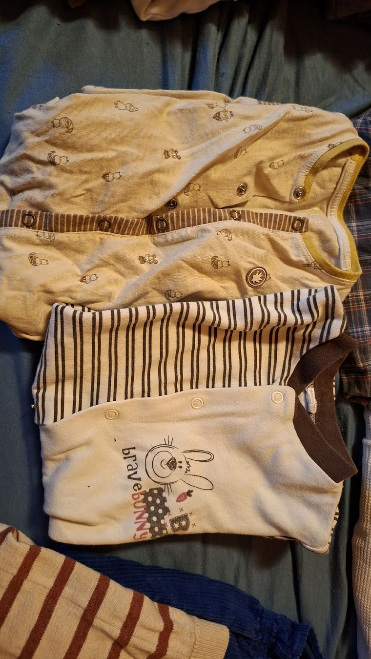 Lotti & Set di vestiti: Grosses Kleiderpaket Grösse 68 – Usato da Berlingen venduto da mic_qg5h 3