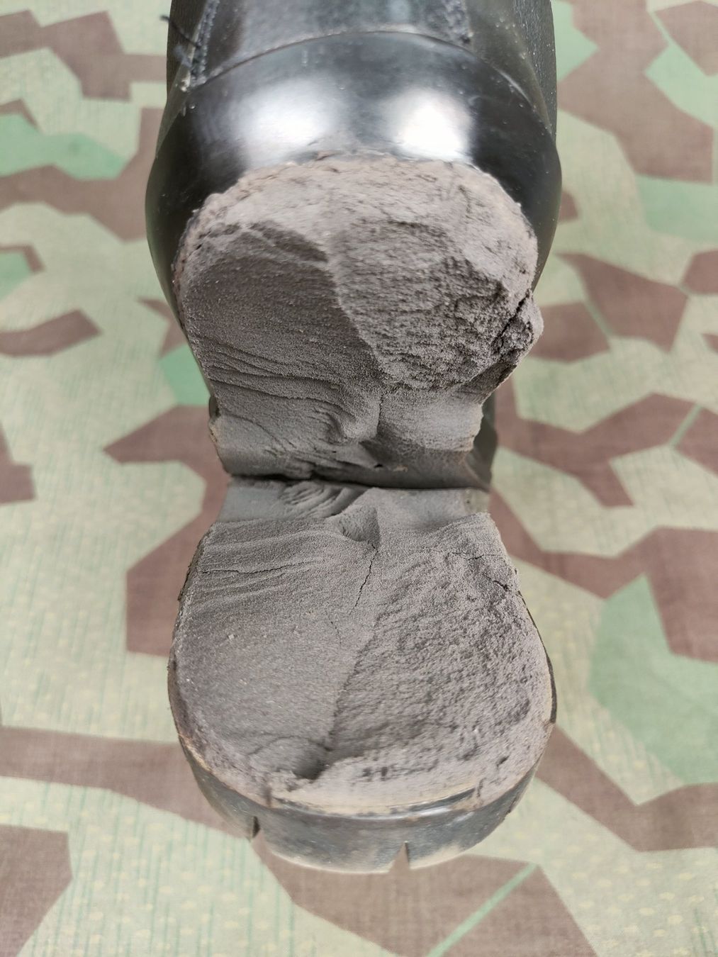 Schweizer Armee Uniformi: Kampfstiefel Ord. 1990, Grösse 280 6 – Usato da Bauma venduto da SwissMilitaria 6