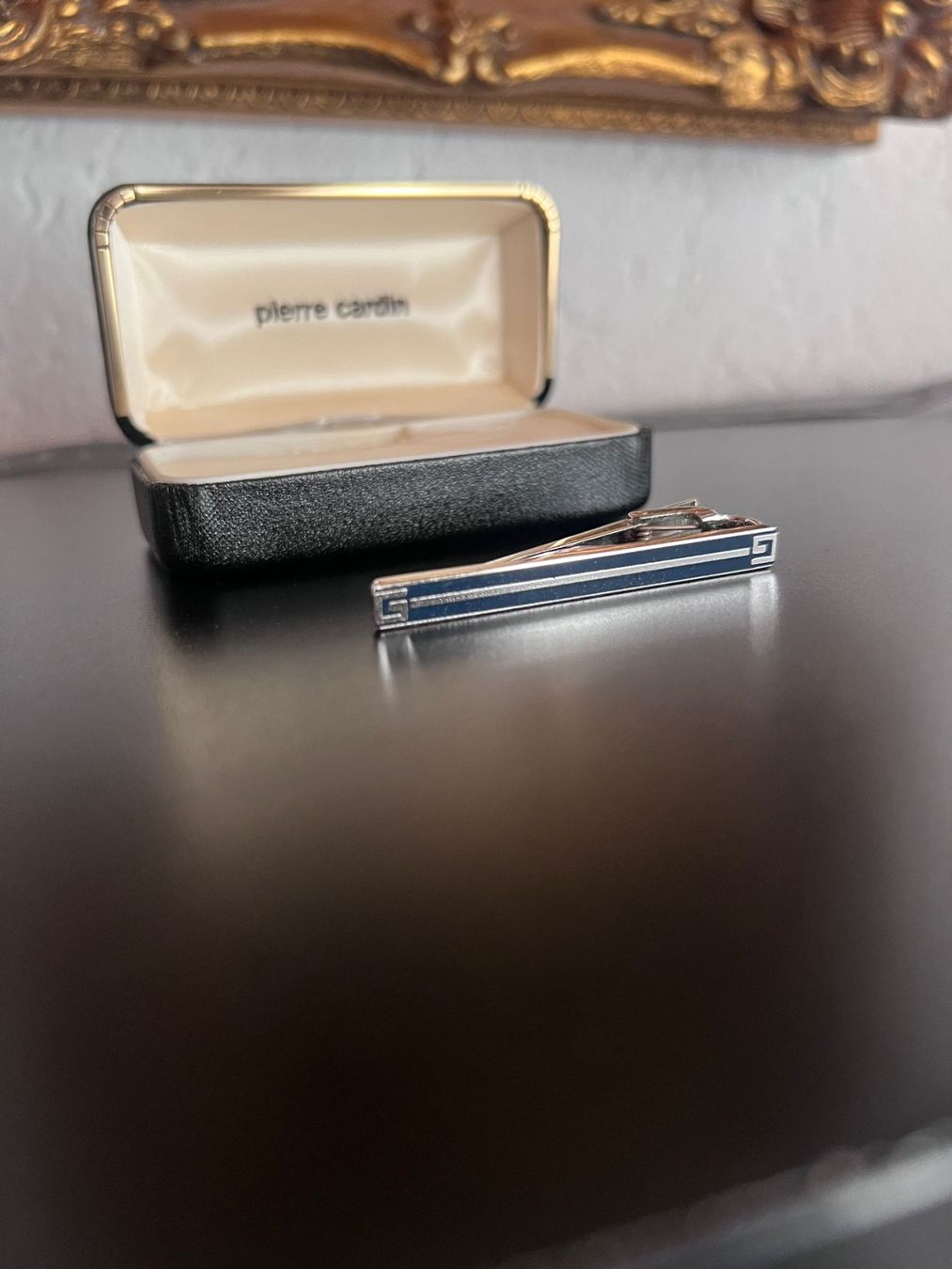 Givenchy Broschen & Nadeln: Givenchy Krawattenklammer mit Fremdetui – Neu (gemäss Beschreibung) aus Winterthur von Dejv 2