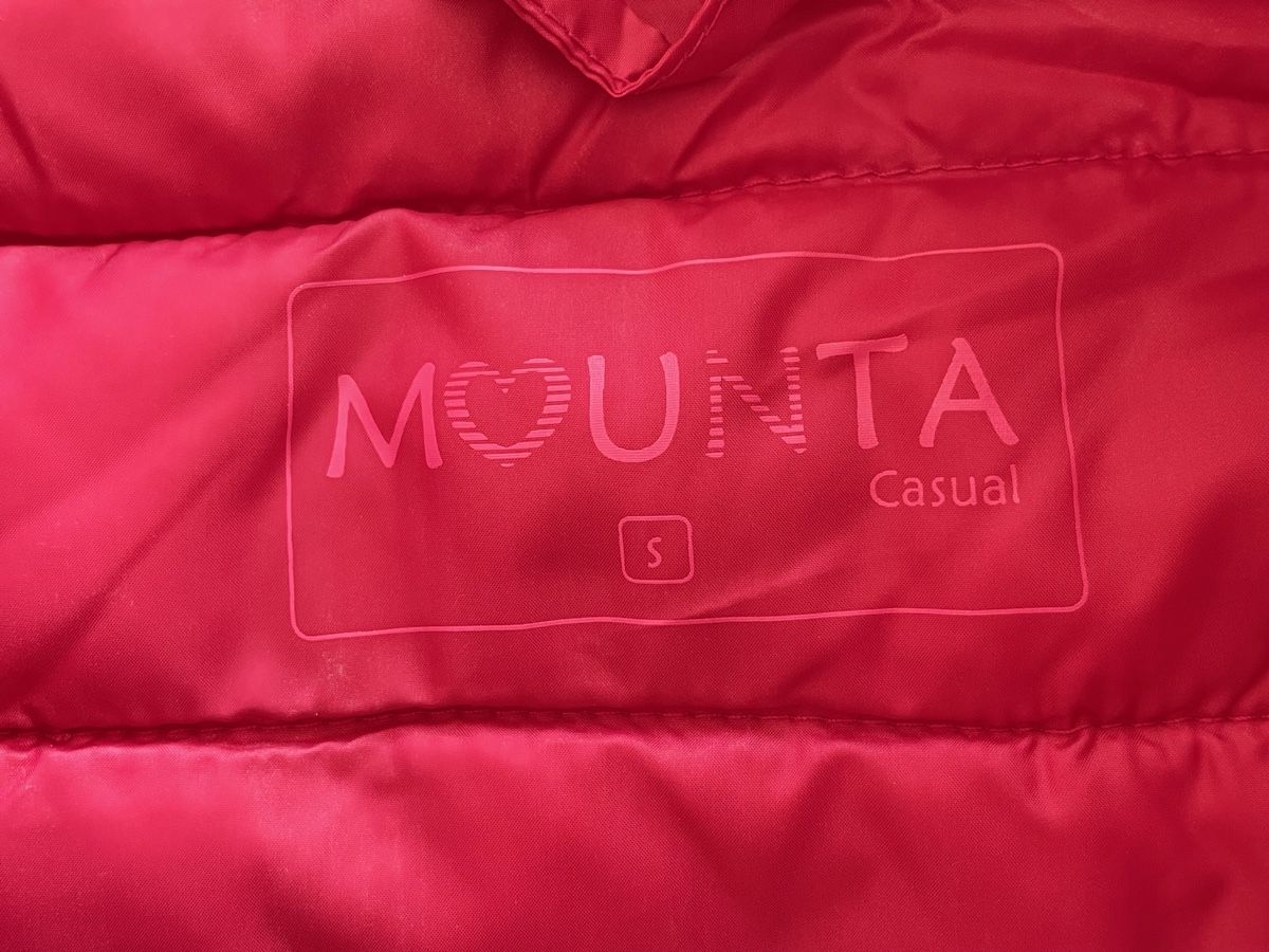 Giacche: Doudoune rouge fuchsia MOUNTA, taille S - neuve – Nuovo e nell'imballaggio originale da Vuadens venduto da Nina11 6