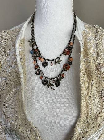 Kette mit vielen Anhängern und Perlen Ibiza Bohemien Style 