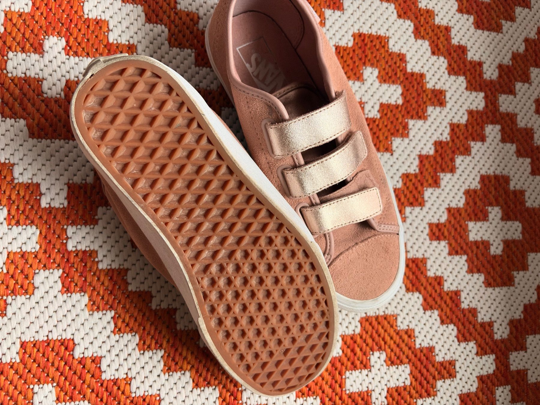 Vans Scarpe da donna: Rosa Vans Sneaker mit Klettverschluss, Grösse 40 – Usato da Belp venduto da Federica13 1