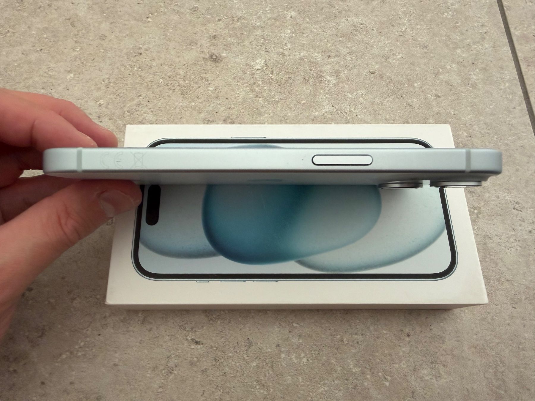 Apple Telefoni cellulari / Smartphones: iPhone 15 Blue 256 GB, ab 1.- – Usato da Giubiasco venduto da GammaRay85 3