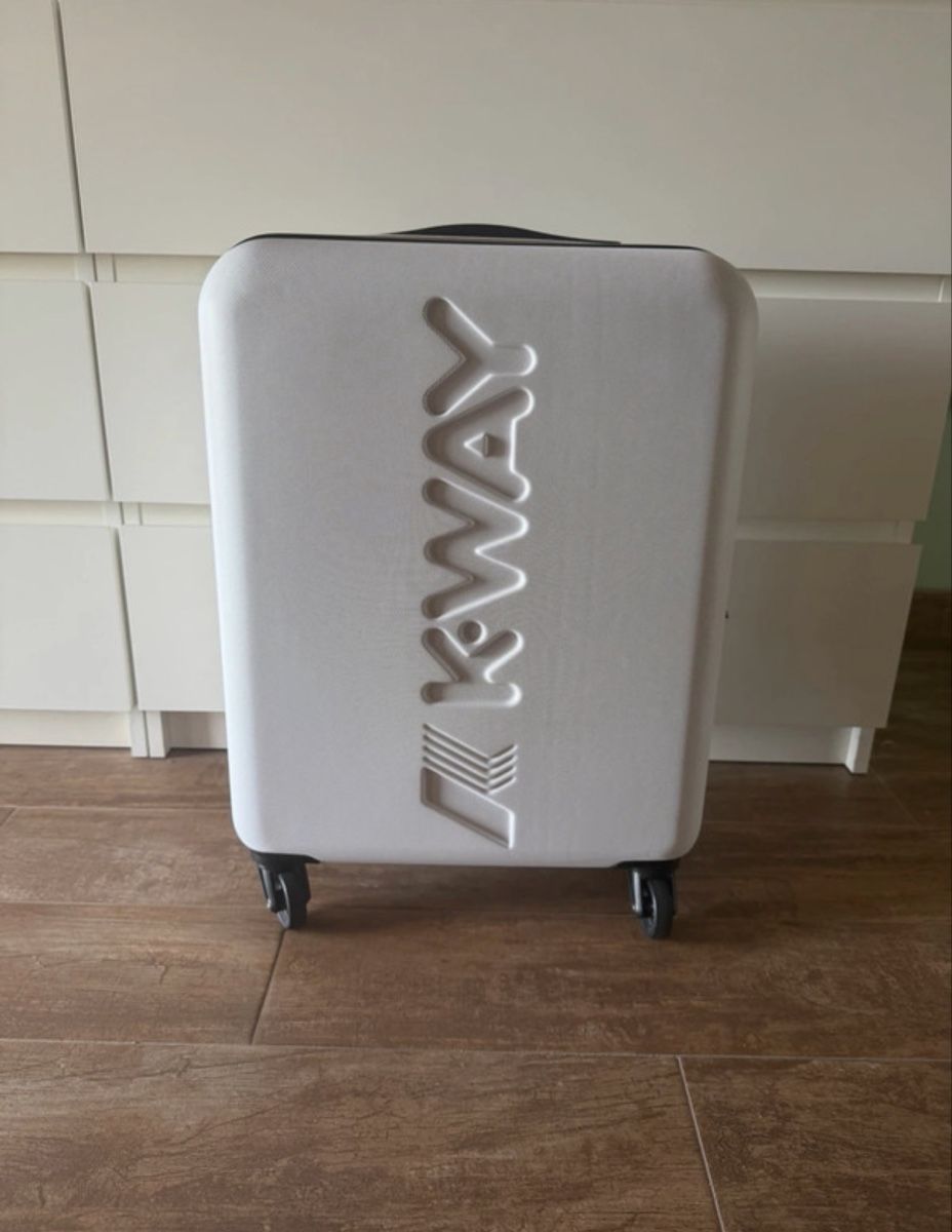Autres aviation: Valigia K-Way cabina 4 ruote bianca  – D'occasion à Roveredo GR par mar_d5sf