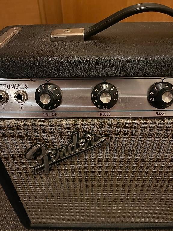 Amplificatori: Fender Champ E-Gitarrenverstärker von 1971 – Usato da Bern venduto da Simon21 1