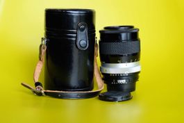 Nikon Nikkor auto Q 135mm f2.8 (ai-converted) with lens case