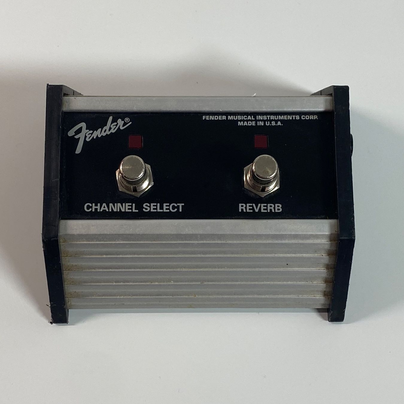 Fender Amplificateurs: Fender 2-Button Footswitch Channel Select Reverb – D'occasion à Luzern par dos84