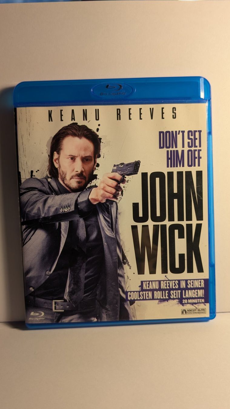 Tutti i DVDs: John Wick & John Wick Kapitel 2 Blue-ray – Usato da Spiez venduto da hellobubles1233