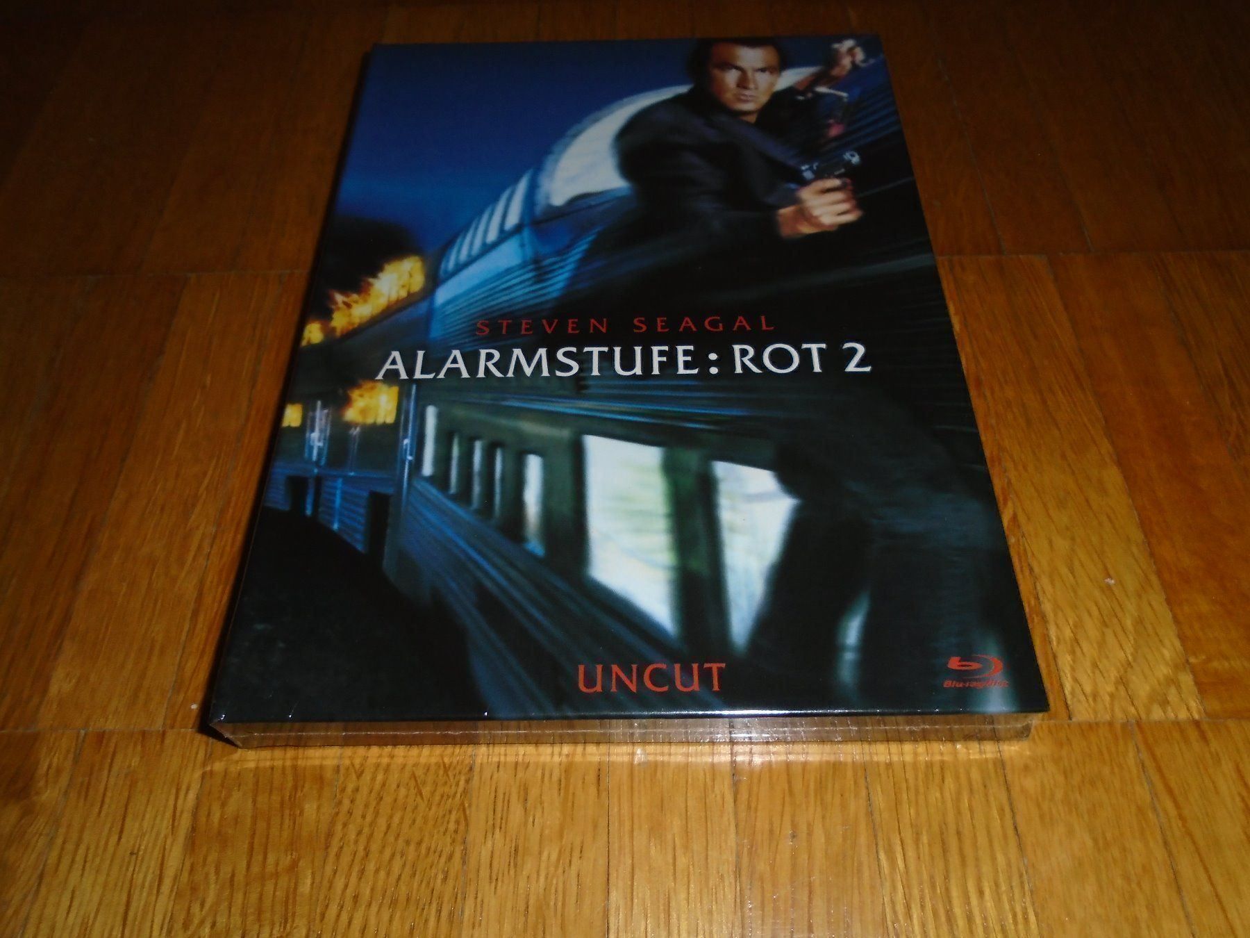 Alle DVDs: Alarmstufe: Rot 2 - MEDIABOOK - UNCUT – Neu und originalverpackt aus Basel von havsok