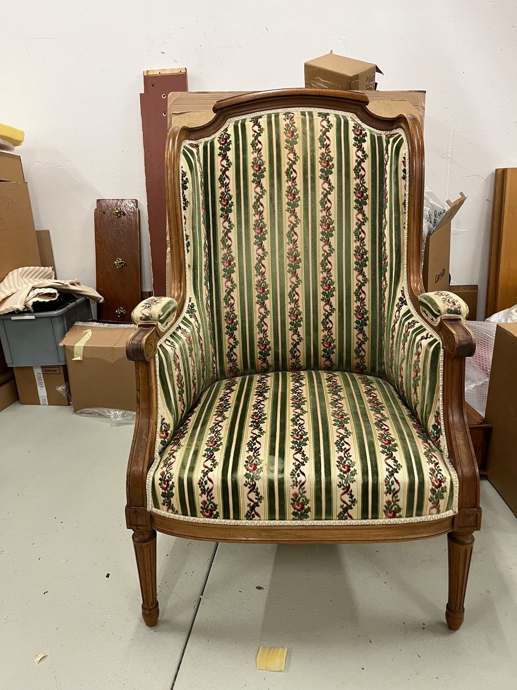 Sessel: Fauteuil ancienne – Gebraucht aus lausanne von esploras