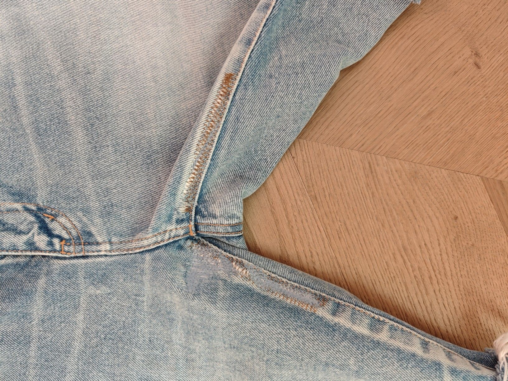 Saint Laurent Jeans: SAINT LAURENT Denim Shorts lang – Nuovo (secondo la descrizione) da Erlenbach ZH venduto da nlh 1