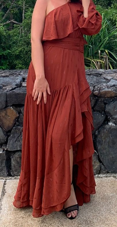 Kleider: Elegantes Abendkleid, One-Shoulder, Rostrot, Gr. 36 – Neu (gemäss Beschreibung) aus Egerkingen von ear_k6fg 2