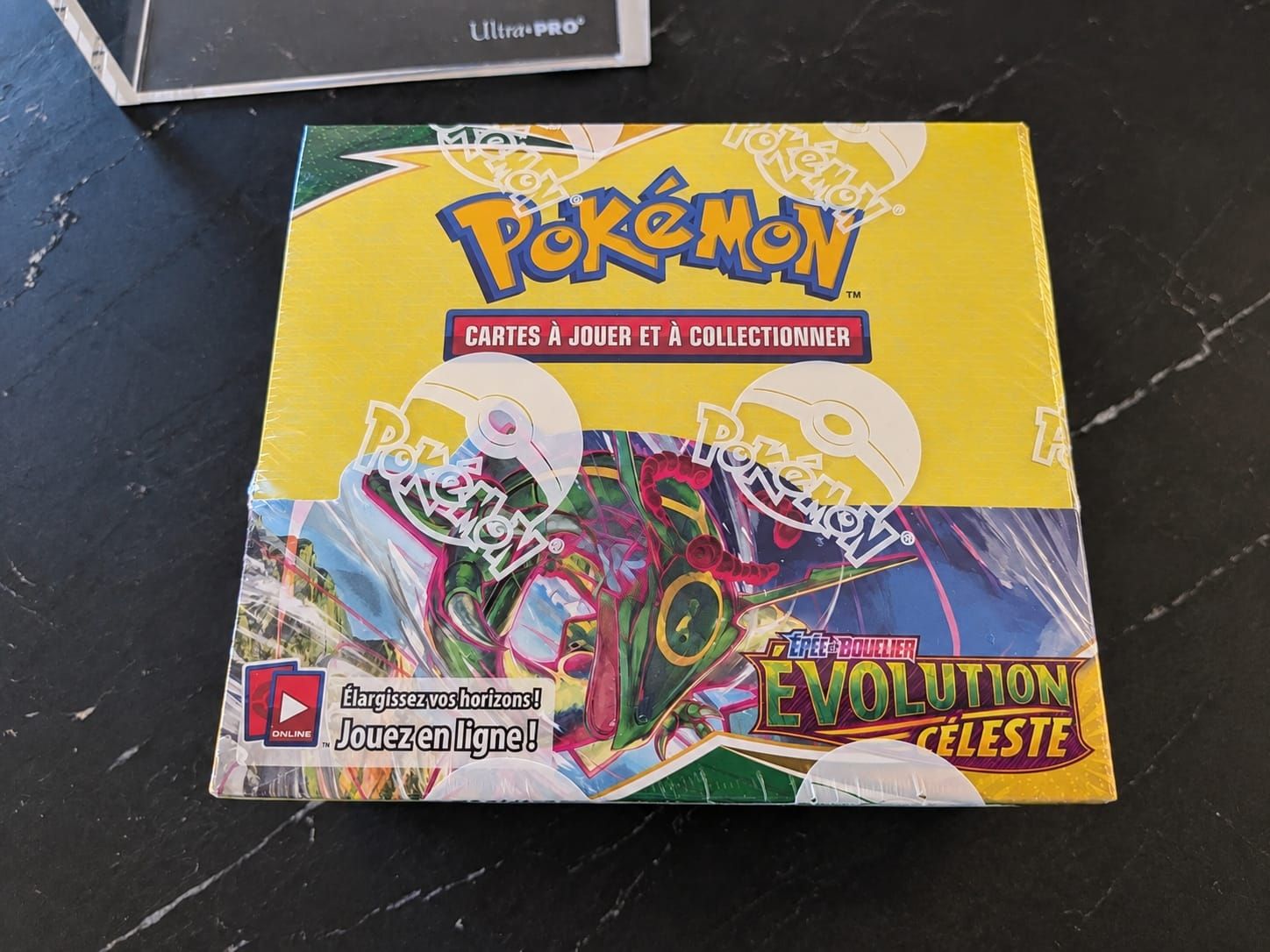 Jeux: Display Pokemon EB07 Évolution Céleste - Scellé Neuf – Neuf avec emballage d'origine à Les Brenets par Albertlevertt