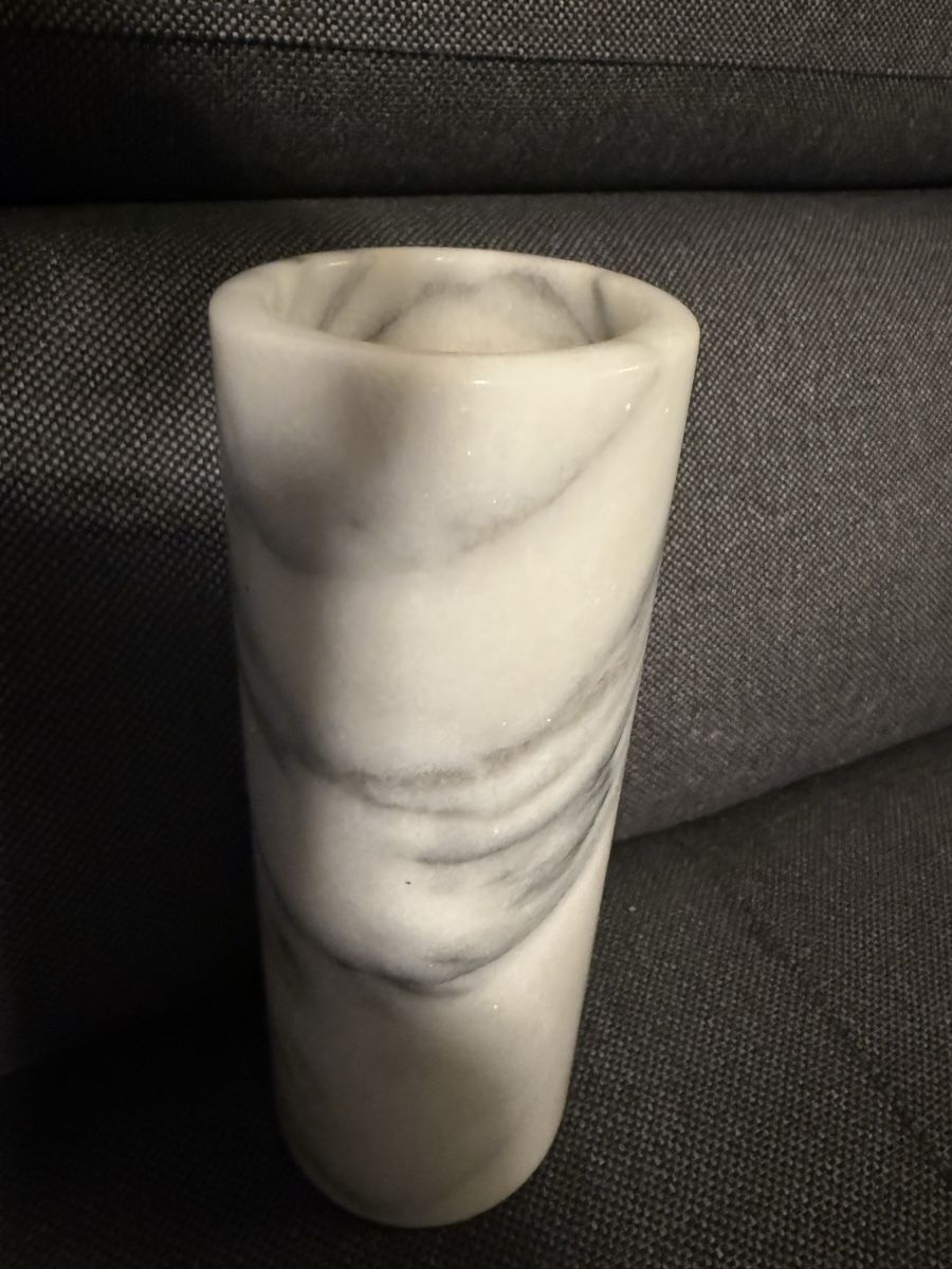 Vasen & Gefässe: Weisse Marmor Vase Carrara – Gebraucht aus Buchs SG von and_d8tp 5