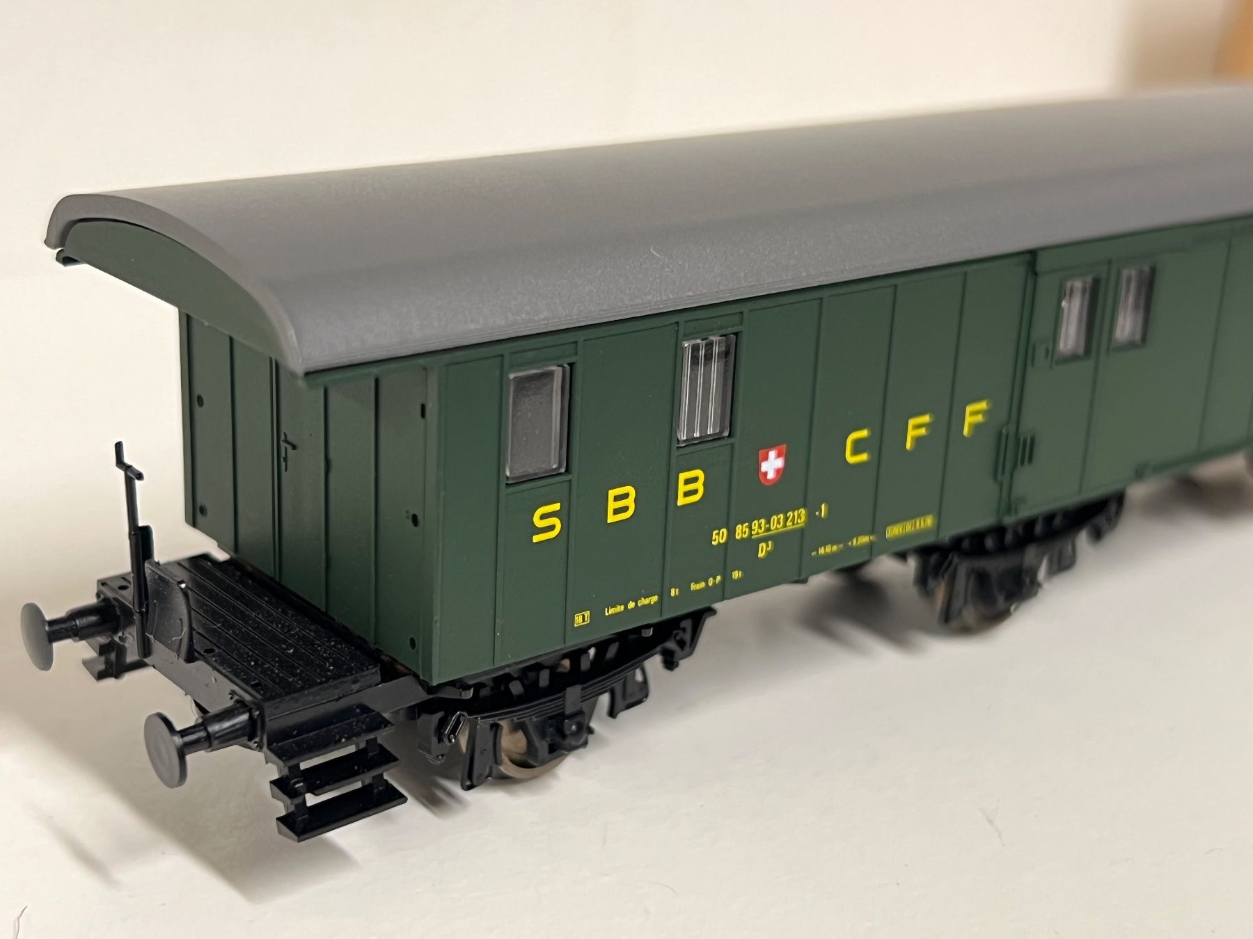 Aku Modellini di ferrovie: AKU SBB CFF FFS D3 COMP . NR 9049/6  Basis LILIPUT H0 DC – Nuovo (secondo la descrizione) da Neuenhof venduto da ludovicco 3