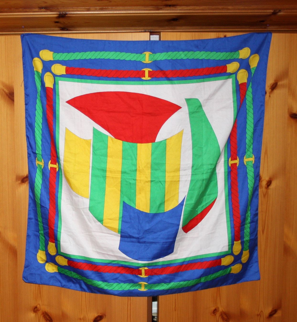 Foulard & Sciarpe: Schal Tuch weiss - bunt – Usato da Flüelen venduto da Diversicum-Textil 1