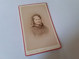 SCHWIIZER FRAU DAZUMAL - VIEILLE DAME - LAUSANNE