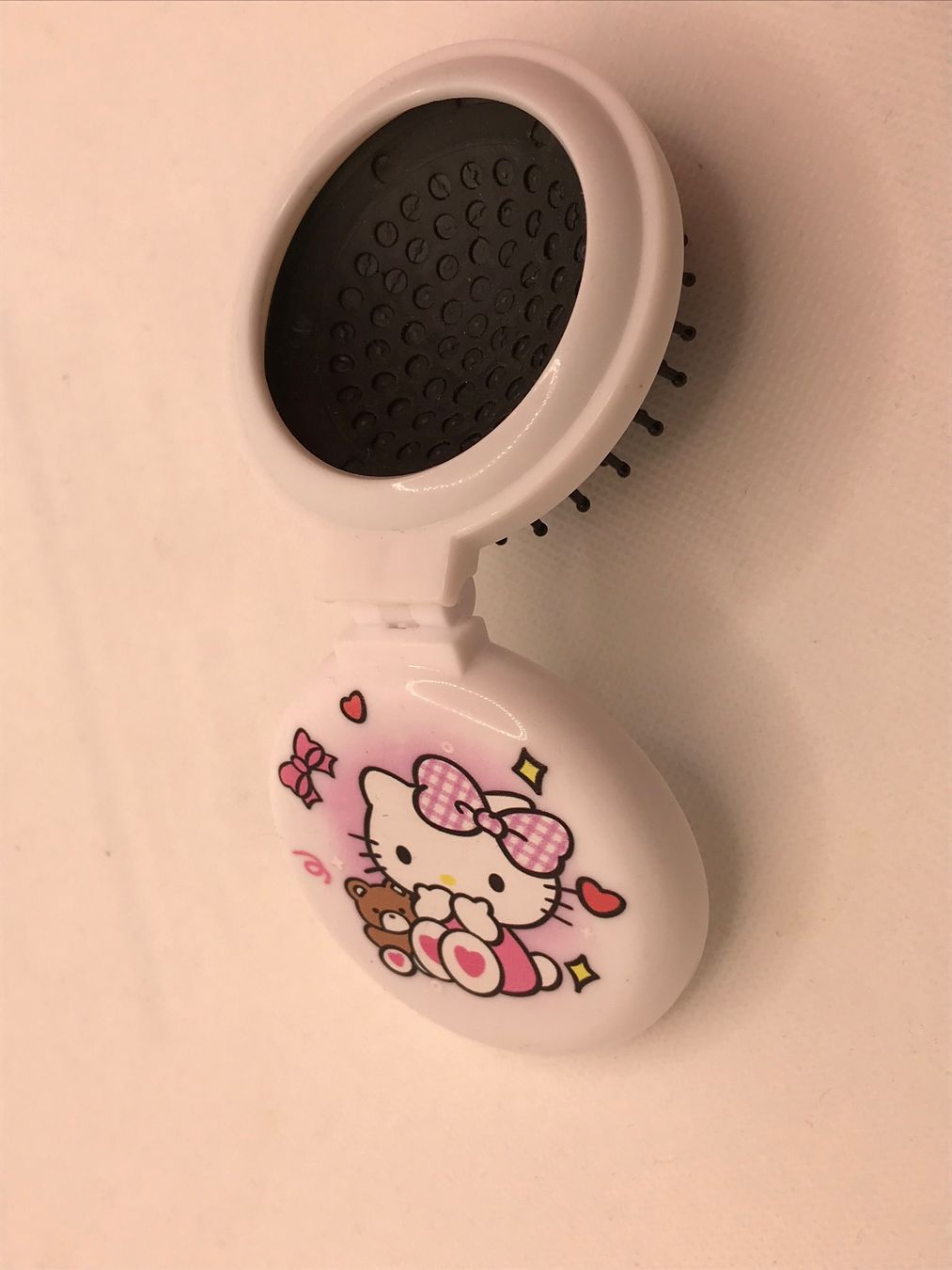Sonstige Haarpflege: Hello Kitty Bürste mit Spiegel, neu – Neu und originalverpackt aus Niederteufen von mix18 3