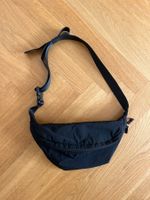 Uniqlo Bauchtasche / Crossbody Bag Schwarz