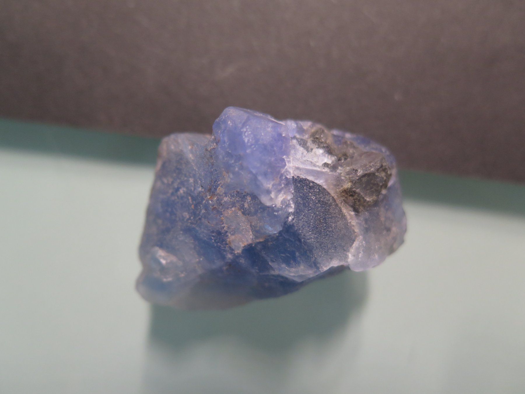 Mineralien & Heilsteine: Blauer Fluorit von Mexico – Gebraucht aus Schaffhausen von Yamakana51L8736OQ8 1