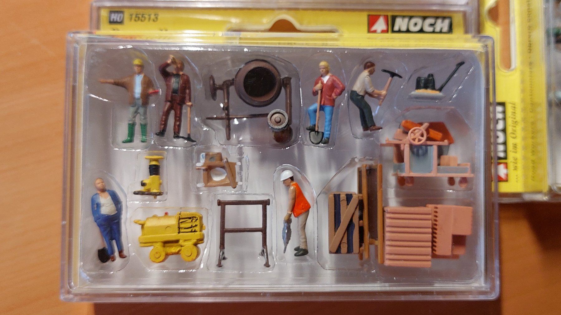 Noch Modellini di ferrovie: NOCH - Set "Bauen und Unterhalt" - 1:87 – Nuovo e nell'imballaggio originale da Rotkreuz venduto da MOBAHN-1zu87 4