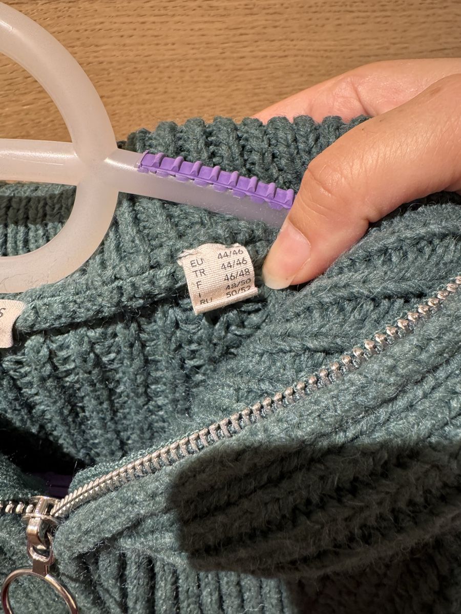 Pullover & Sweatshirts: Pullover Grösse 44/46 NEU – Neu (gemäss Beschreibung) aus Schübelbach von Sambodscha 2
