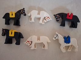 6 lego vintage Pferde ritter mit sattel