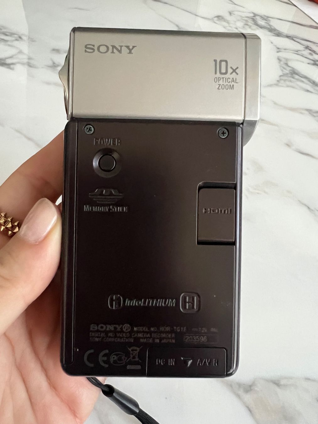 Sony Videocamere: Sony Handycam HDR-TG1E – Nuovo (secondo la descrizione) da weggis venduto da Minusio12 4