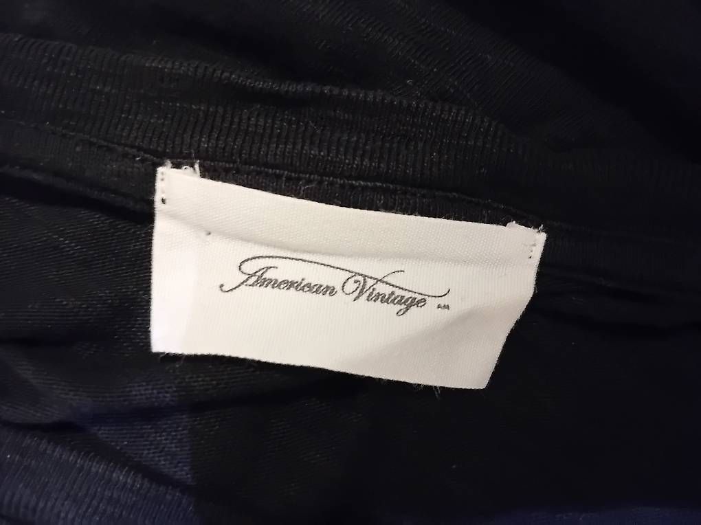 Pullover & Sweatshirts: Schwarzer Pulli von American Vintage – Gebraucht aus Zürich von Melianea 3