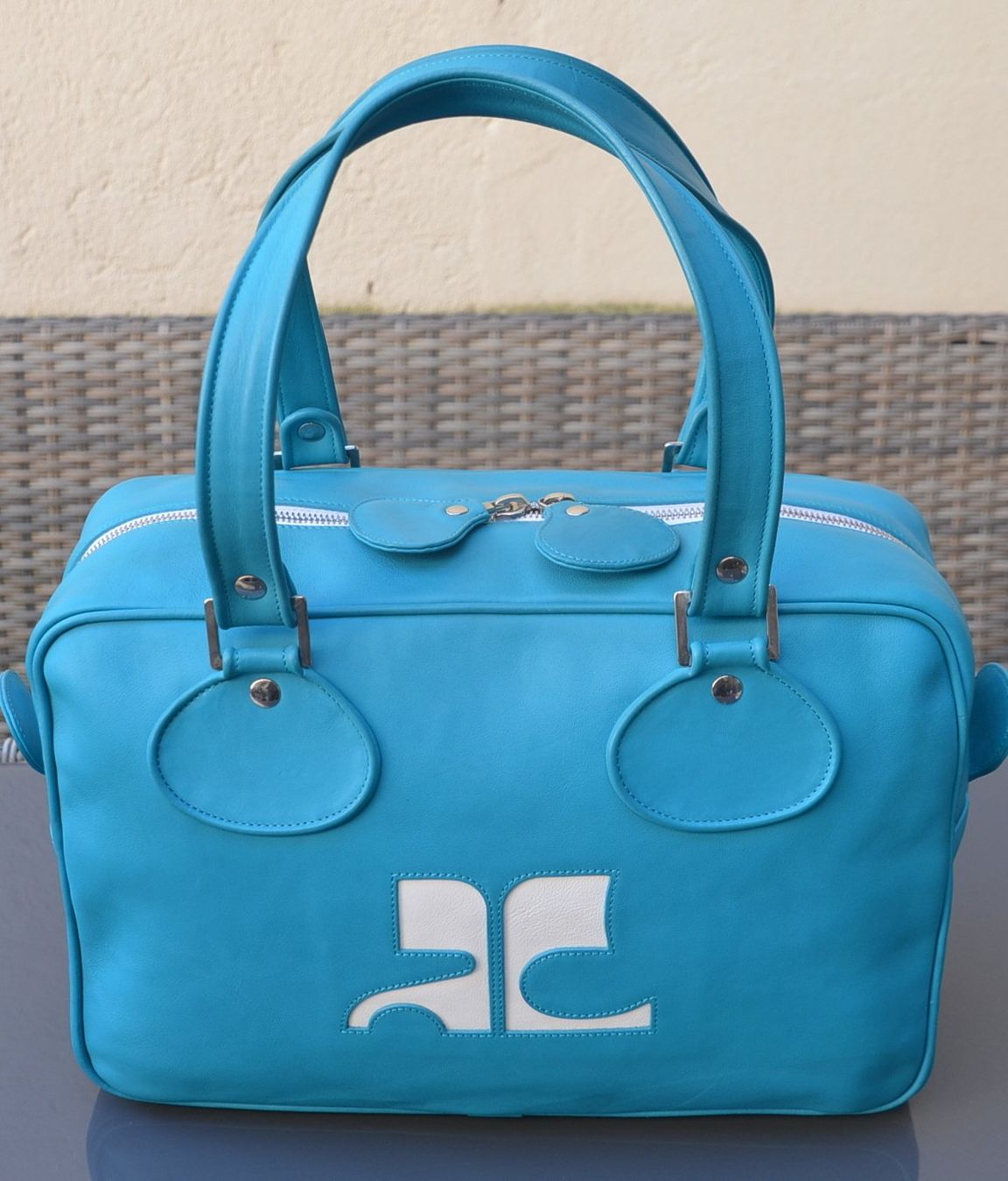 Borse: Courrèges Paris Tasche / sac – Usato da Collonges venduto da arashee