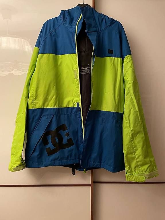 Giacche: DC Snowboardjacke in Grösse L – Usato da Luzern venduto da _Luccer